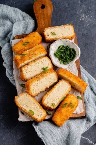 overhead image of tofu katsu with green onions