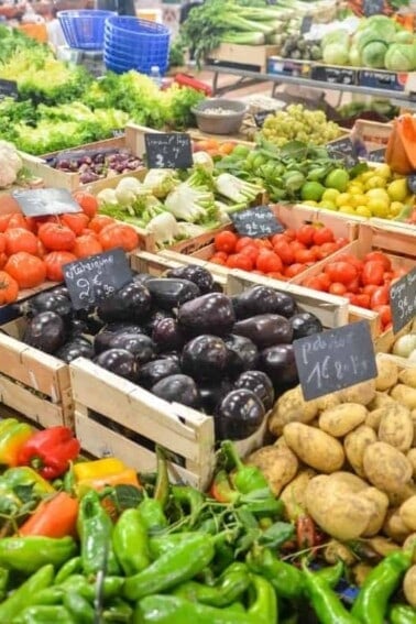 veggies in a farmers market